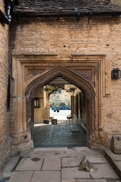 The Crown Hotel Shipton under Wychwood Exterior foto