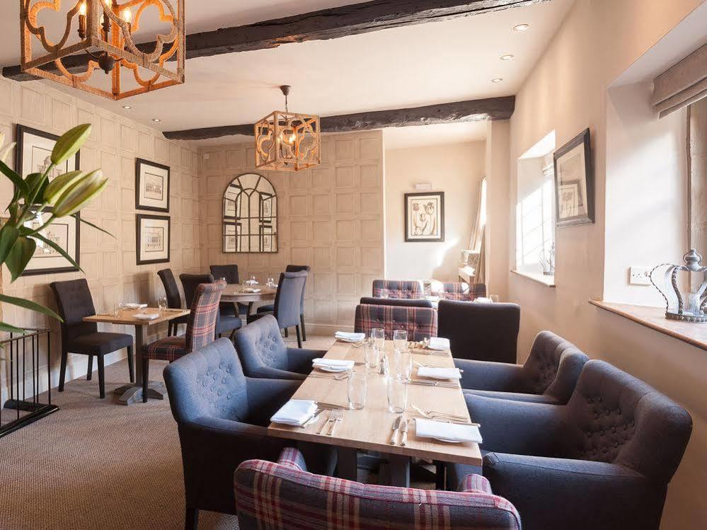 The Crown Hotel Shipton under Wychwood Exterior foto